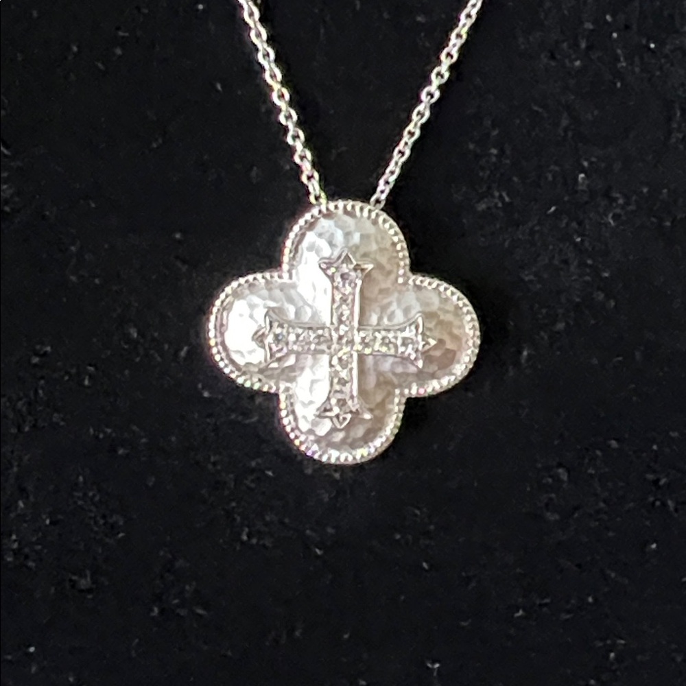 Gabriel & Co.925 Sterling Silver Woman’s 18” Diamond Cross Clover Necklace EUC - Picture 3 of 16
